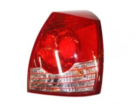 HYUNDAI ELANTRA- 04/07; STOP LAMBASI SAĞ (ÜSTÜ KIRMIZI) ALTI BEYAZ (FAMELLA)