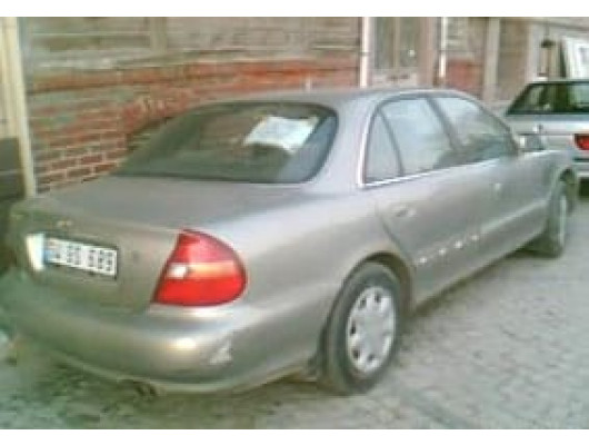 HYUNDAI SONATA- 97/99; ARAÇ BİLGİLERİ VE RESİMLERİ