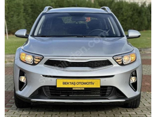 KIA STONIC- 18/24; ARAÇ BİLGİLERİ VE RESİMLERİ