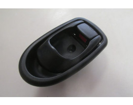 KIA SHUMA- II- 00/03; ÖN KAPI İÇ AÇMA KOLU SOL SİYAH