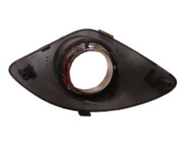 KIA CEED- 08/09; SİS LAMBA KAPAĞI SAĞ SİS DELİKLİ (SİS YUVASI NİKELAJLI) (TW)