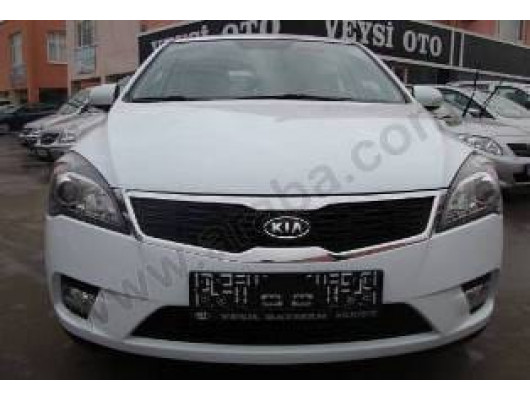 KIA CEED- 10/11; ARAÇ BİLGİLERİ VE RESİMLERİ
