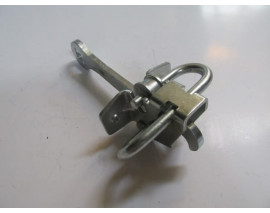 OPEL VECTRA- B- 96/99; ARKA KAPI DURDURUCUSU SAĞ/SOL AYNI (ADET) (KAPI GERGİSİ)