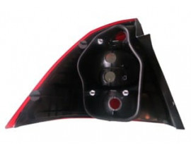 FORD FOCUS- SD- 05/07; STOP LAMBASI SAĞ KIRMIZI/BEYAZ (ORTASI BEYAZ) (MARS)