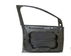 FORD FOCUS- SD/HB- 05/07; ÖN KAPI KOMPLE SOL SİYAH BAND DELİKSİZ (İCELİ/ÇEKOMASTİKLİ) (TW)