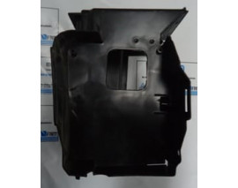 FORD FOCUS- SD/HB- 05/07; AKÜ YUVA PLASTİĞİ ALT (BFN)