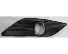 FORD FOCUS- SD/HB- 08/11; SİS LAMBA KAPAĞI SOL SİS DELİKLİ SİYAH (SİS YUVASI NİKELAJLI) (TW)