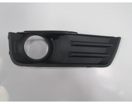 FORD FOCUS C MAX- 04/06; SİS LAMBA KAPAĞI SAĞ SİYAH SİS DELİKLİ
