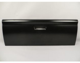 ISUZU D MAX- PICK UP- 07/12; ARKA BAGAJ KAPAĞI KOMPLE(ÇİZGİSİ İÇE BOMBELİ)(ORTADAN AÇMALI YAZISIZ)