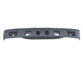 ISUZU NKR- 90/97; ÖN TAMPON SİYAH (SİS DELİKLİ (KÜÇÜK TİP) TYG)