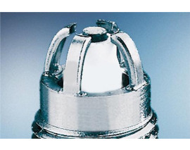 BUJİ ZFR6S-Q FGR6HQE BORA-GOLF IV-V-JETTA III-PASSAT-TOURAN 1.6 FSI 0242240590