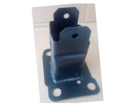 DR 1005 ÖN TAMPON BAĞLANTI DEMİR AYAĞI TRAVERSİ SOL MGN II