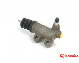 HİDROLİK DEBRİYAJ MERKEZİ TOYOTA 4 RUNNER I N5. N6. N7 07/84-10/89-TOYOTA 4 RUNNER II N1 08/87-1