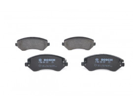 ÖN BALATA CHRYSLER VOYAGER III 2.4 02-08 2.5 CRDI 3.3 15 JANT İÇİN JEEP CHEROKEE 01-08 DODGE CARAVAN 2.4 3.3 3.8 00-07