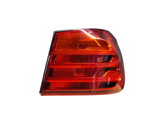 STOP LAMBASI DIS SAG SARI SINYALLI BMW F32 F33 F36 13
