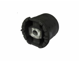 TRAVERS TAKOZU ARKA SAG SOL BMW E53