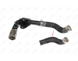 TURBO HORTUMUPLASTİK BORU HARİÇOK İLE GÖSTERİLEN BÜYÜK HORTUM RENAULT MASTER